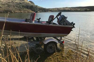 Launching-a-boat-without-a-ramp.jpg